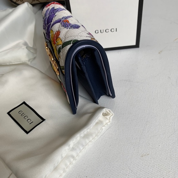 Used Gucci Quilted Wallet - Picture 3 of 8